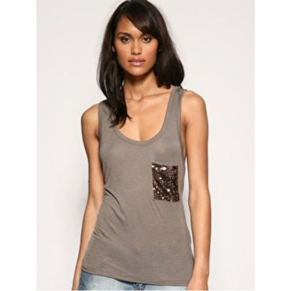 HAUTE HIPPIE Gray tank